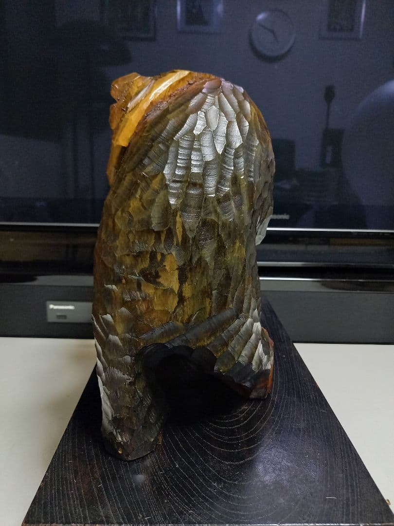 北海道　農民　民芸　大型　木彫り　硝子目　鮭背負い熊　台座　付属