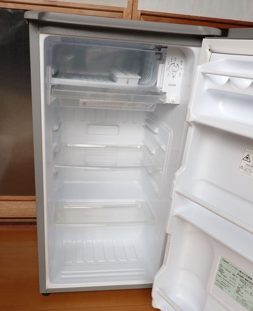 【新潟県内限定無料配送】AQUA冷蔵庫 AQR-8K2