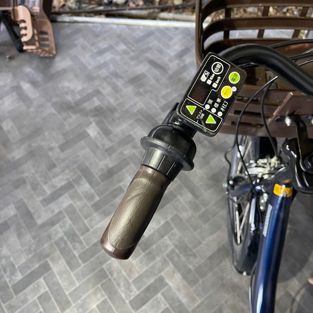 Bridgestone 電動アシスト自転車 ネイビー 前面バスケット付き