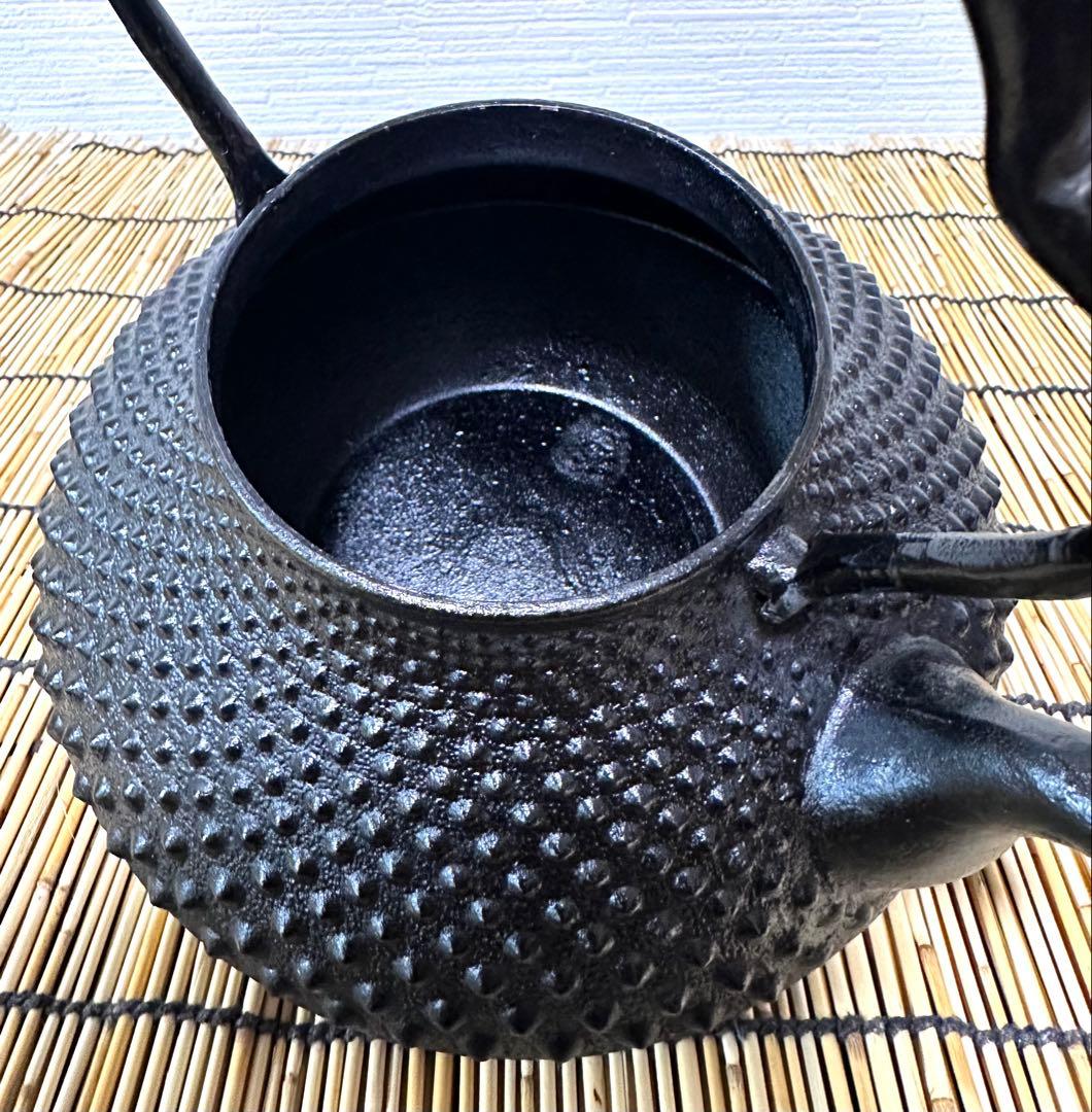 未使用品　南部伝統工芸士 及川寛治作 木瓜鉉 大アラレ　南部鉄瓶　南部鉄器