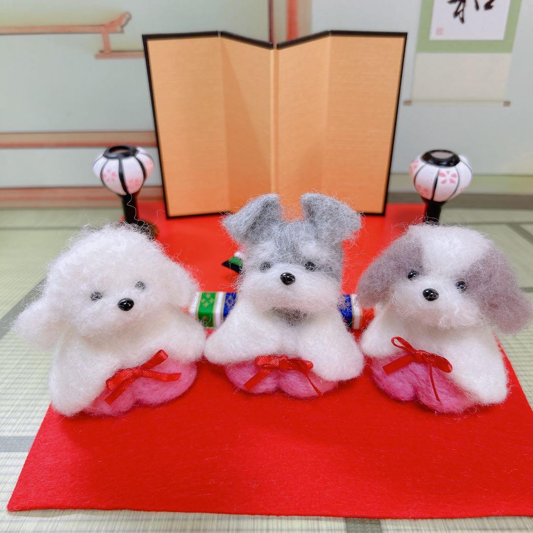 ワンちゃんのお雛様飾り