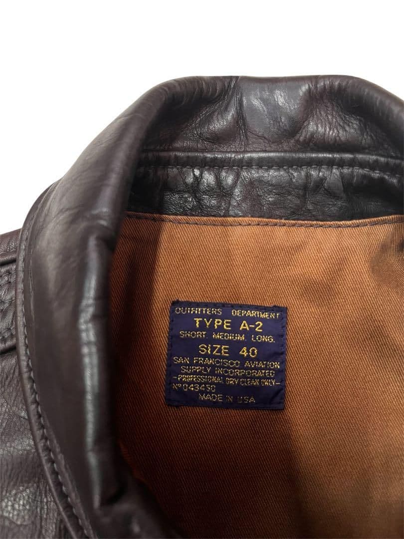 名作　MADE IN USA　A-2レザーフライトジャケット ビンテージ