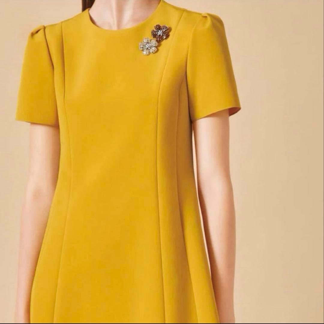 FOXEY 定番フラワー ブローチ クリアー