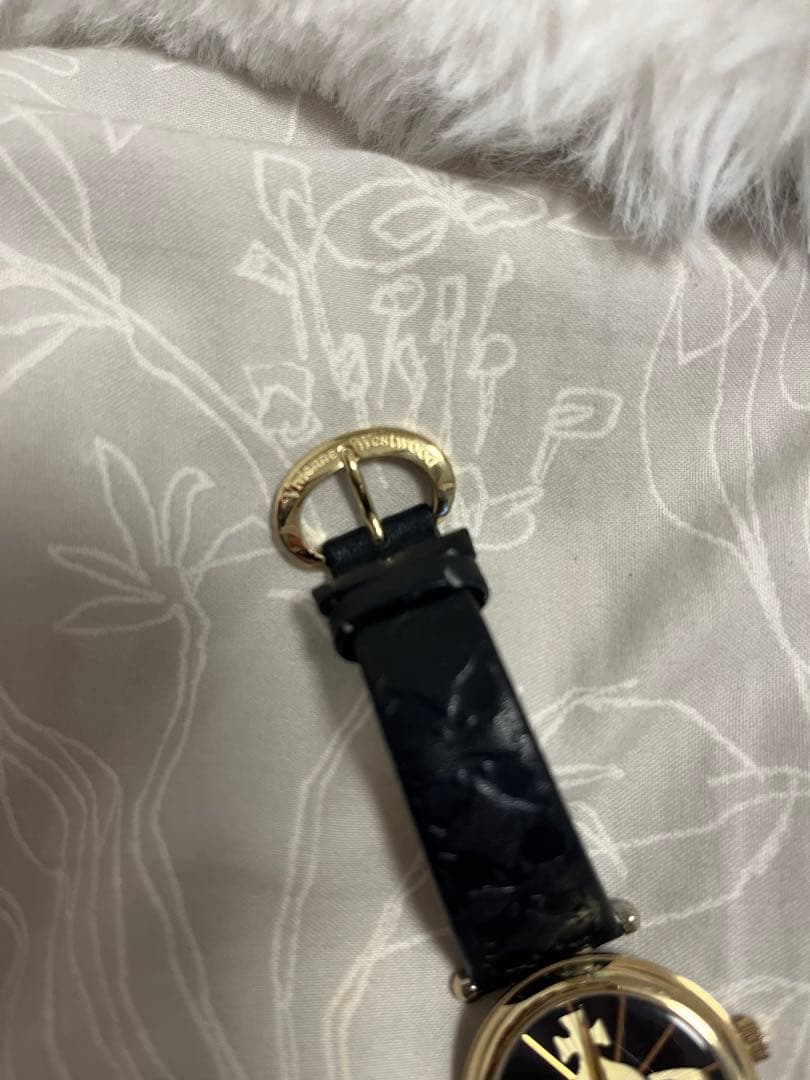 【値下げします】【稼働備品】Vivienne Westwood 時計