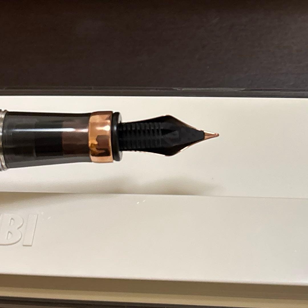 twsbi ダイヤモンド580　スモークローズゴールド 細字 F 万年筆