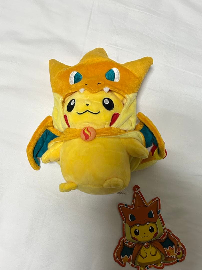 ポケモンセンター ぬいぐるみ メガリザードンY ポンチョを着たピカチュウ