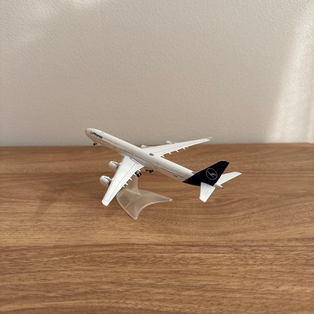航空機・ヘリコプター Herpa Lufthansa A340-600 1/500