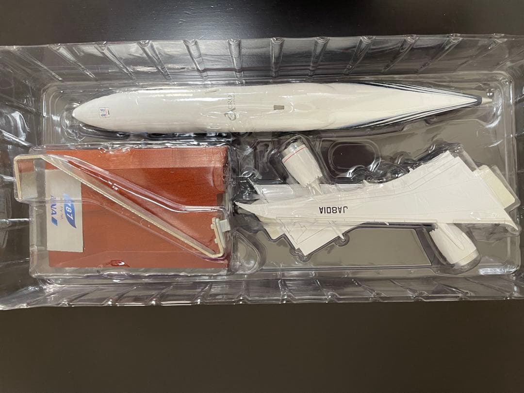 ANA B787【特別塗装機/木製スタンド付】