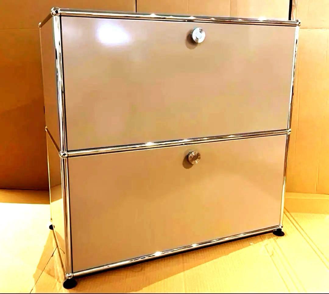 USM ハラー　2段　キャビネット　サイドボード　ベージュ　背面無し