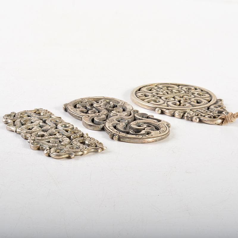 中国　足銀刻印　龍刻　神獣刻　装身具　3点　重さ合計約361g　M　R6635