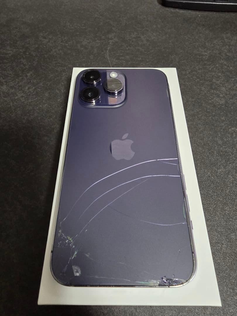 iPhone14 Pro Max 256 パーブル simフリー 背面割れ
