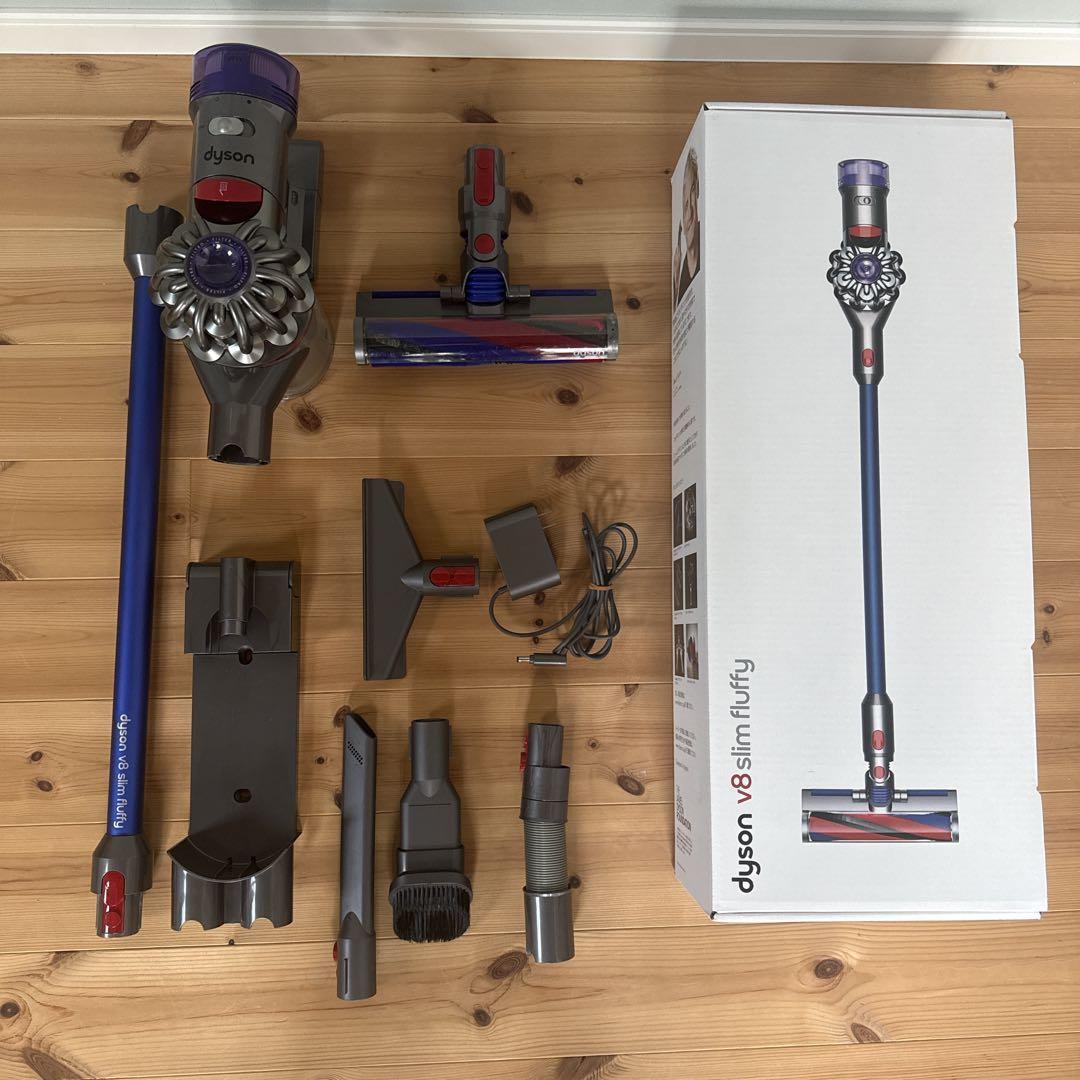 Dyson V8 Slim Fluffy ジャンク 通電確認済 吸引不可 部品取