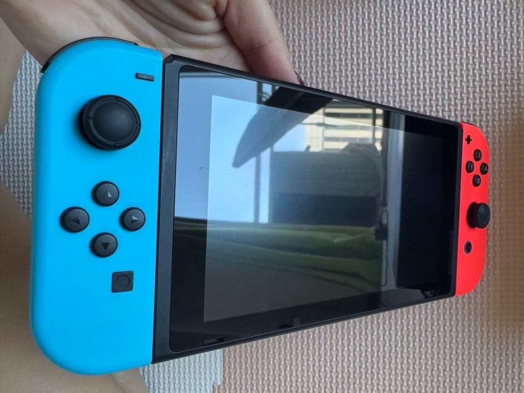 【美品】Nintendo Switch スイッチ　本体　ニンテンドースイッチ