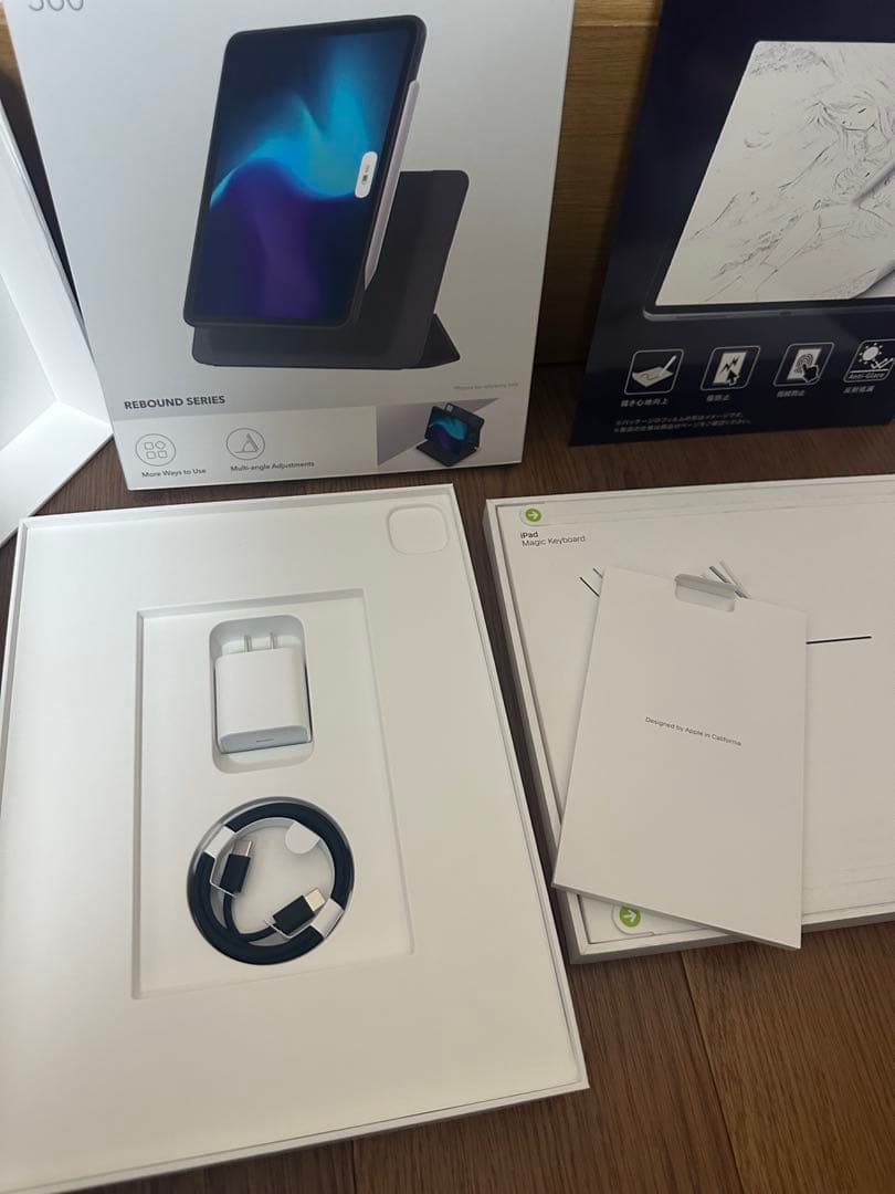 iPad Pro M4 13インチ1TB ケース4点