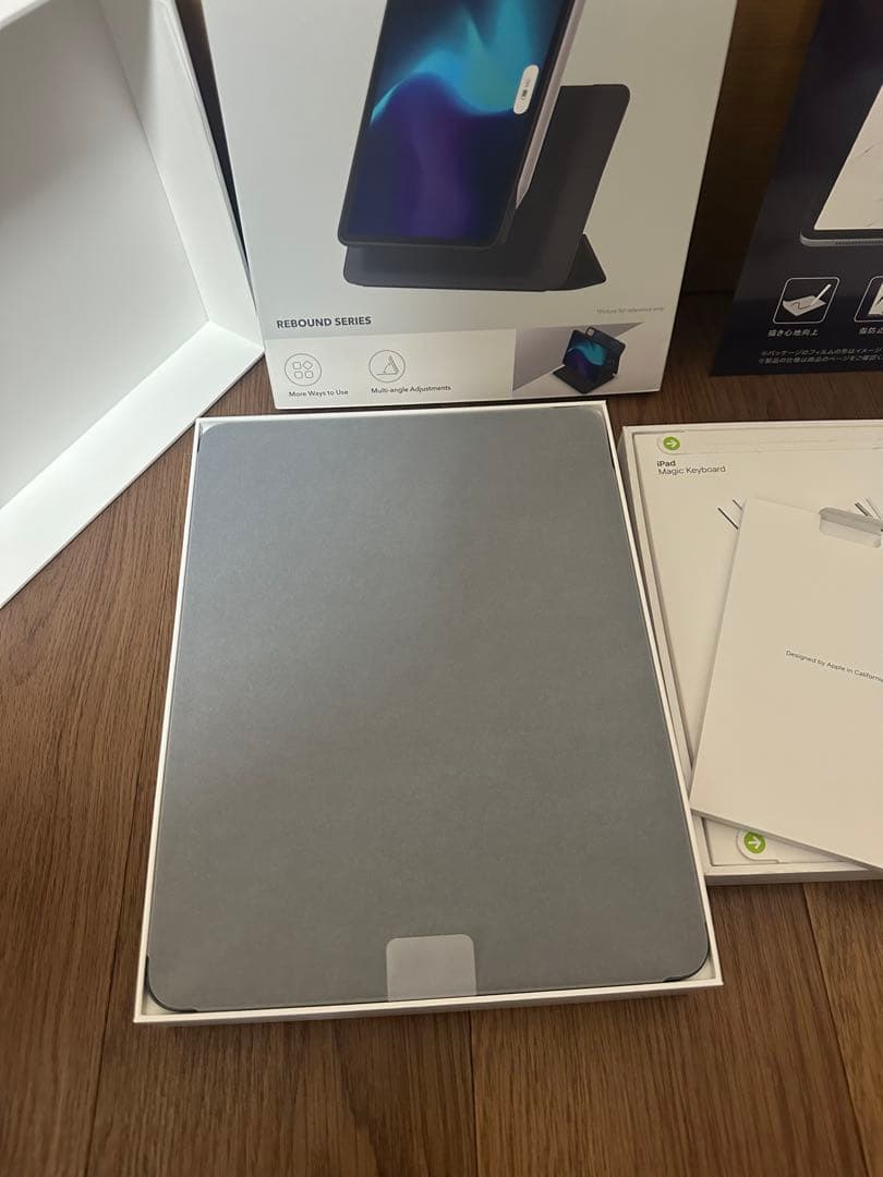 iPad Pro M4 13インチ1TB ケース4点