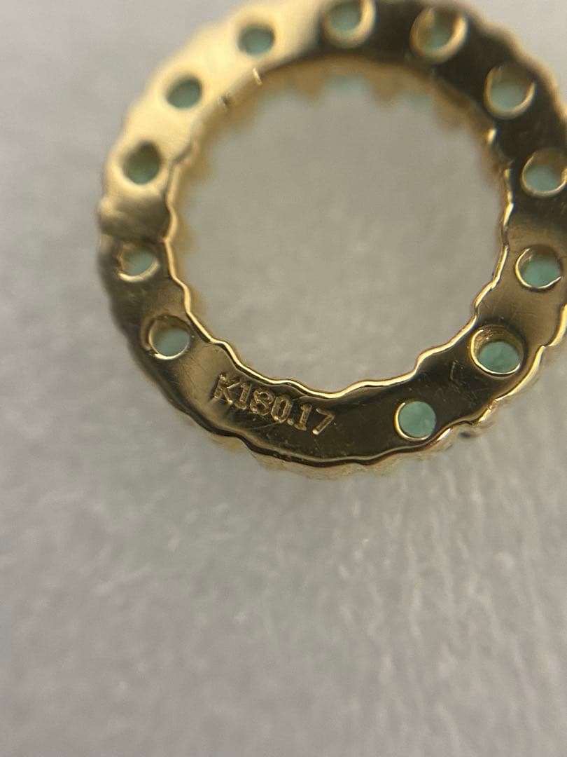 3-2523 K18 グリーンストーン（エメラルド？）　ペンダントトップ（2個）