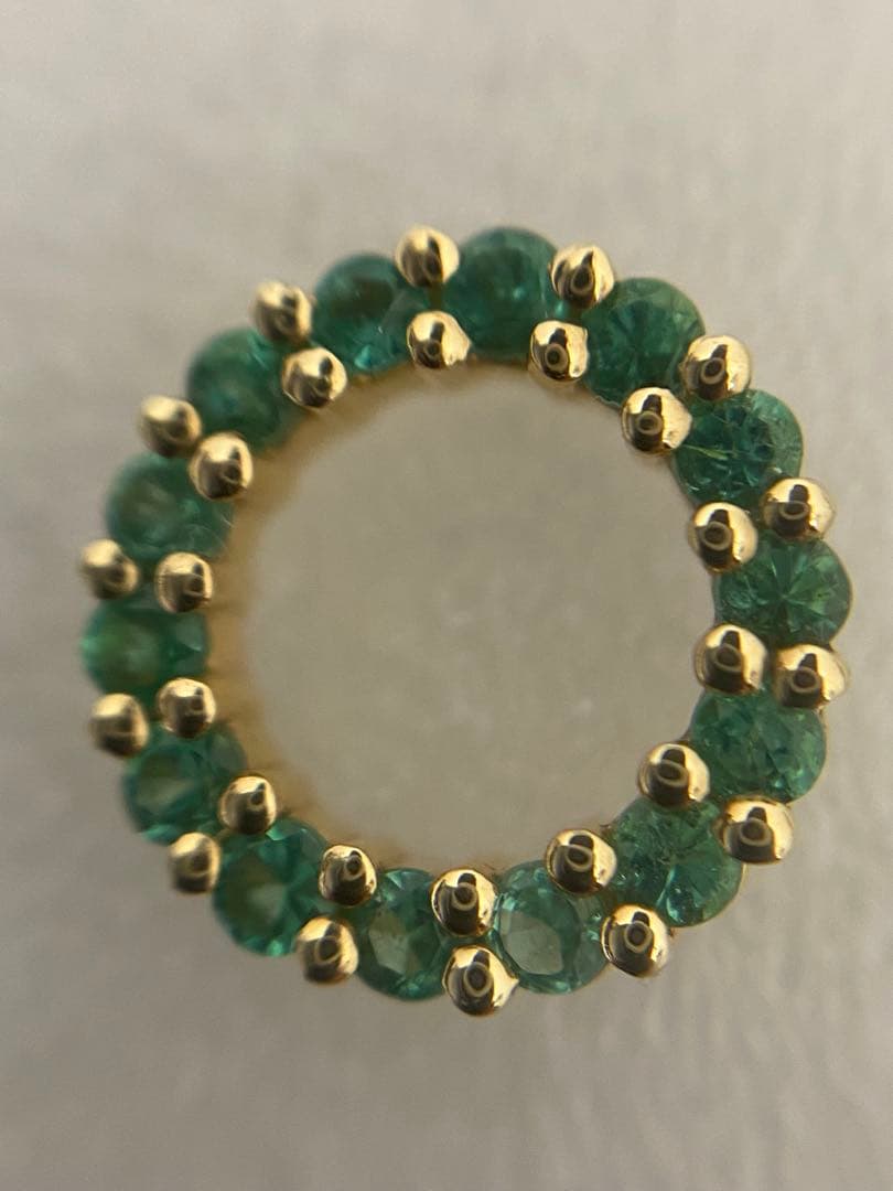 3-2523 K18 グリーンストーン（エメラルド？）　ペンダントトップ（2個）