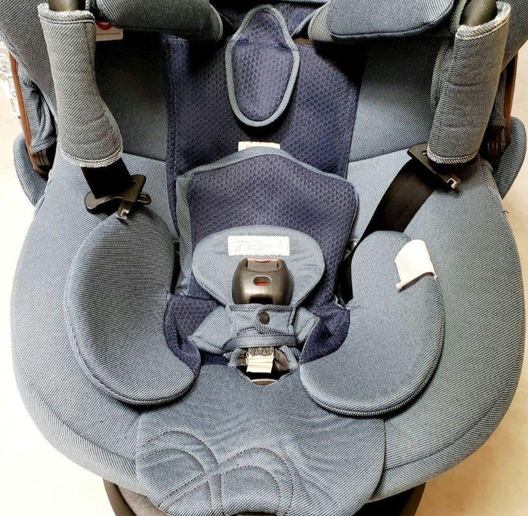 12/5まで出品！エールべべ クルット5 oui 回転式チャイルドシート