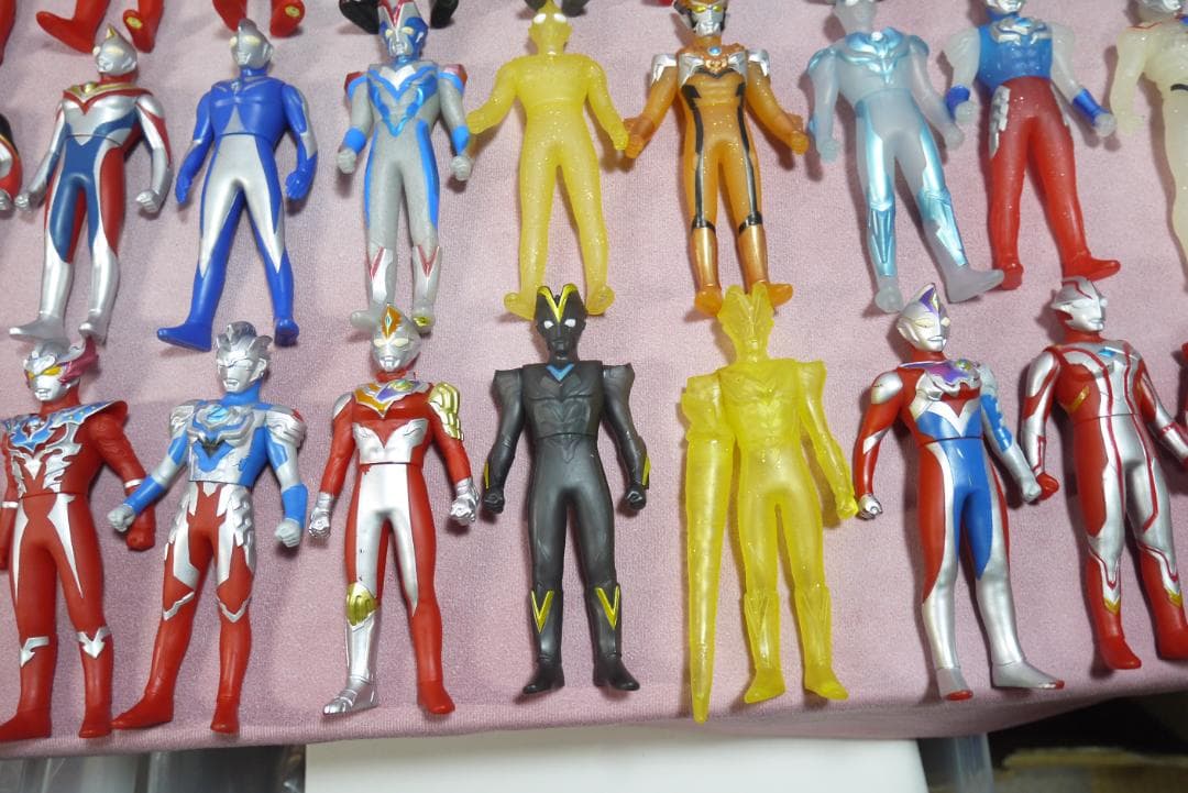 ウルトラヒーローシリーズ500　ウルトラ怪獣シリーズ500　ソフビ　77体