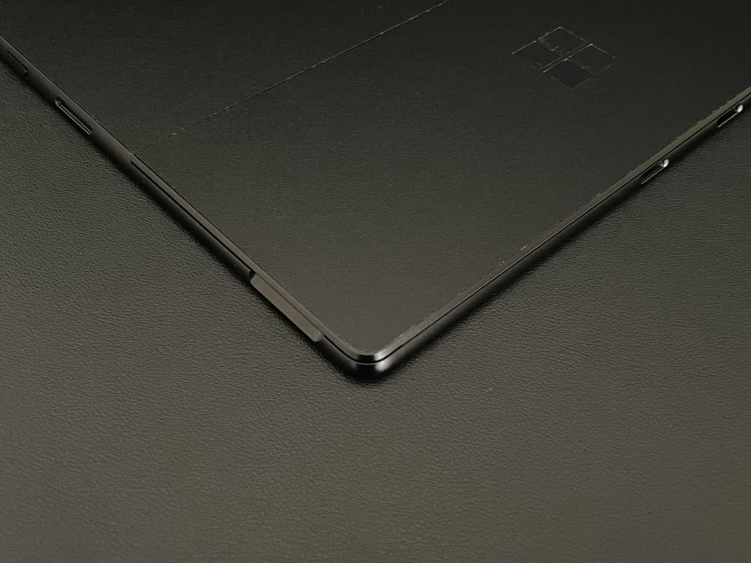 【美品】Microsoft Surface Pro X Office付ファンレス