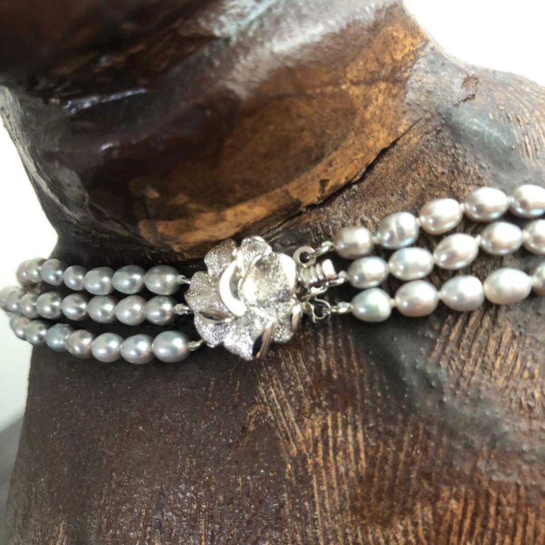 陶芸作品　陶人形シリーズ作品①   陶彫刻　淡水パールネックレスを装着