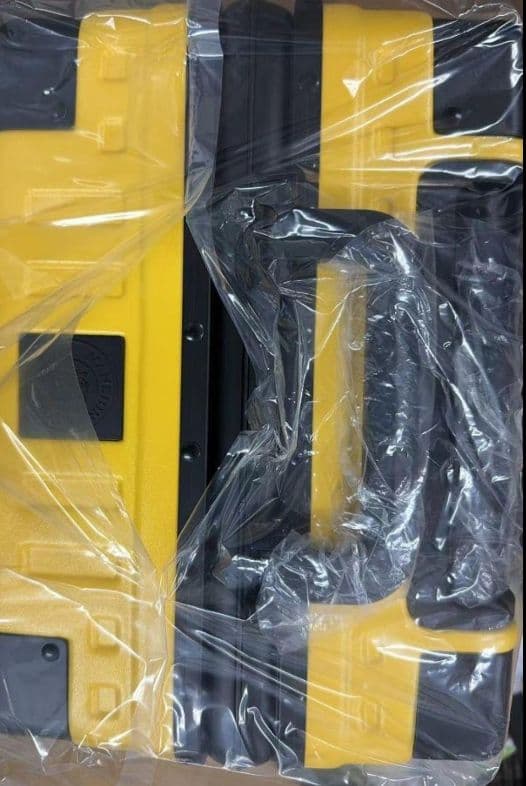 Tigers キャリーケース