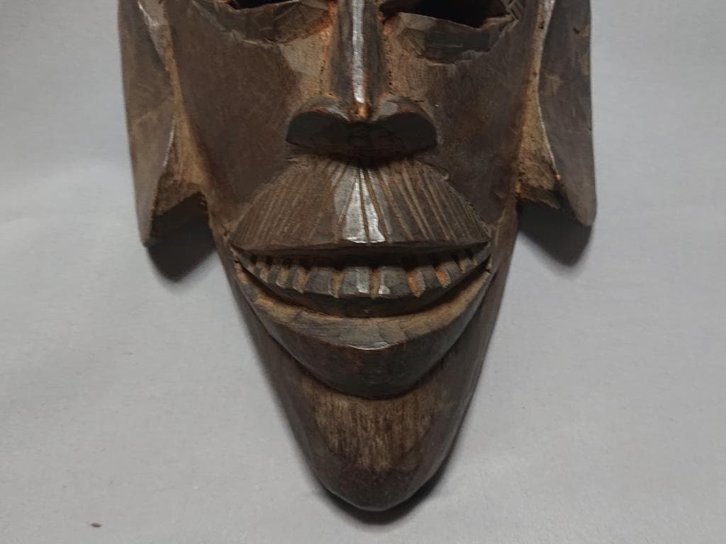93　コレクター収集品　（primitive art）　アフリカ　マスク