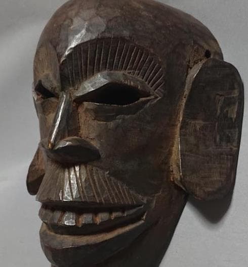 93　コレクター収集品　（primitive art）　アフリカ　マスク