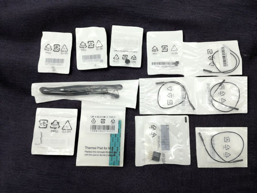 マザーボード ASUS ROG CROSSHAIR X670E GENE