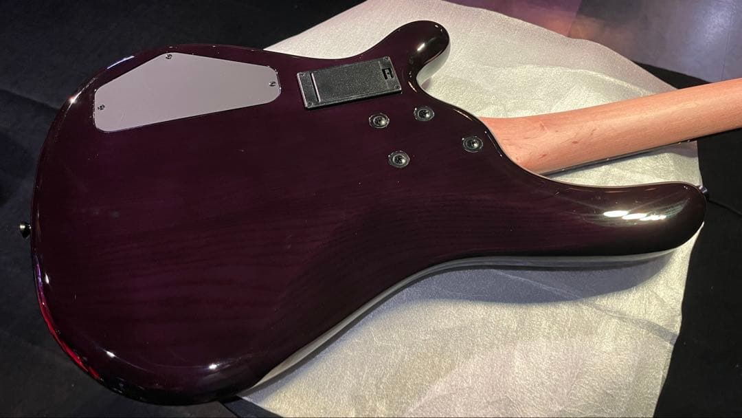 フェルナンデス FRB-75？ EMG搭載！