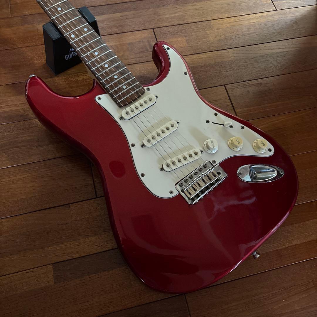 ストラトキャスタータイプ エレキギター