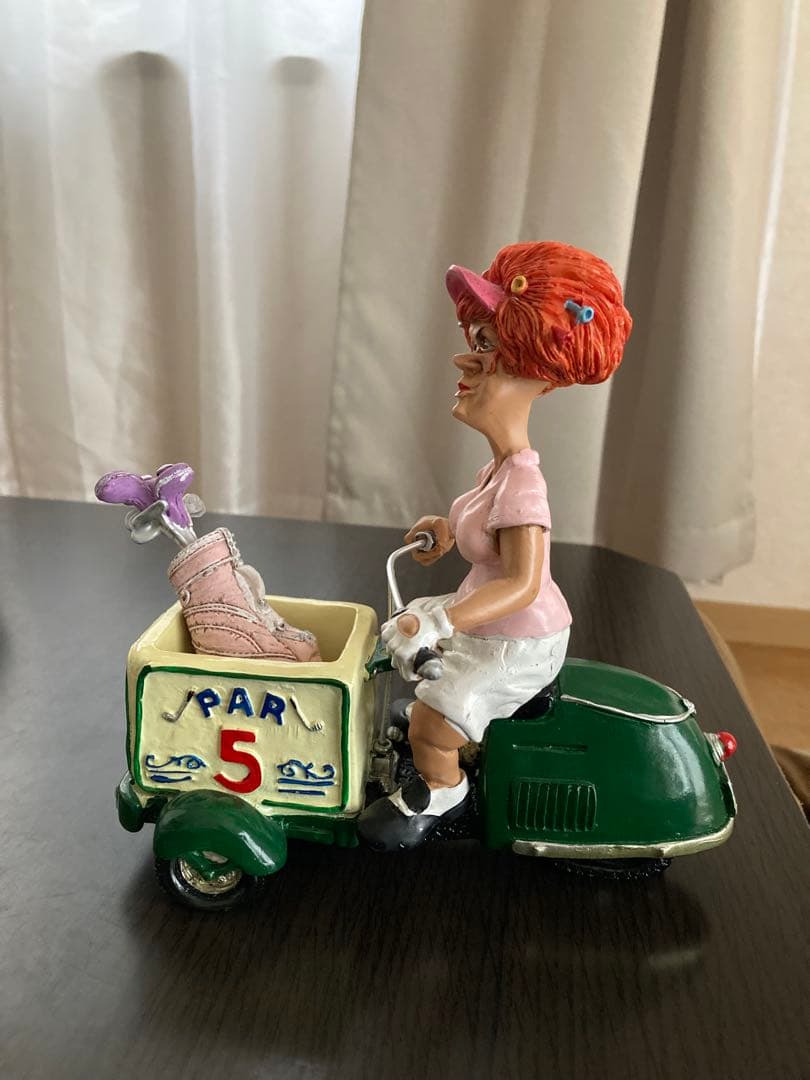 KARE 置き物　フィギュア ゴルフカート