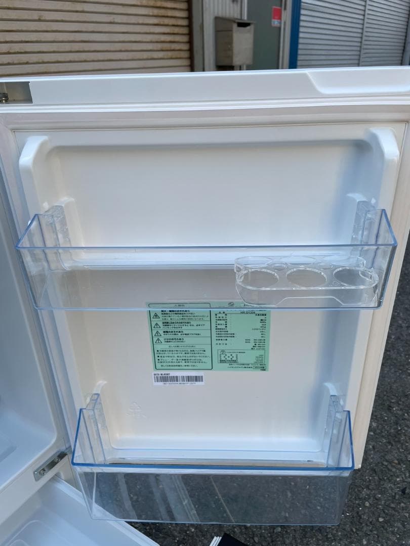 ハイセンス ノンフロン冷凍冷蔵庫 HR-D1304 135L 2021年製