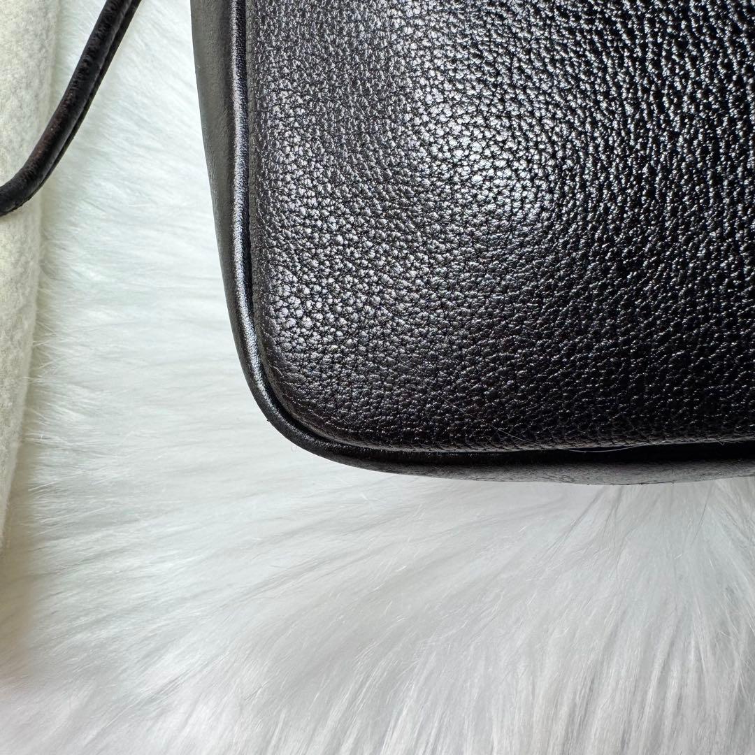 ロエベ loewe アナグラム　レザー　ショルダーバッグ　ブラック　黒