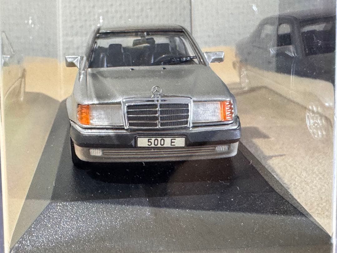 ミニカー MINICHAMPS Mercedes-Benz 500 E 1/43
