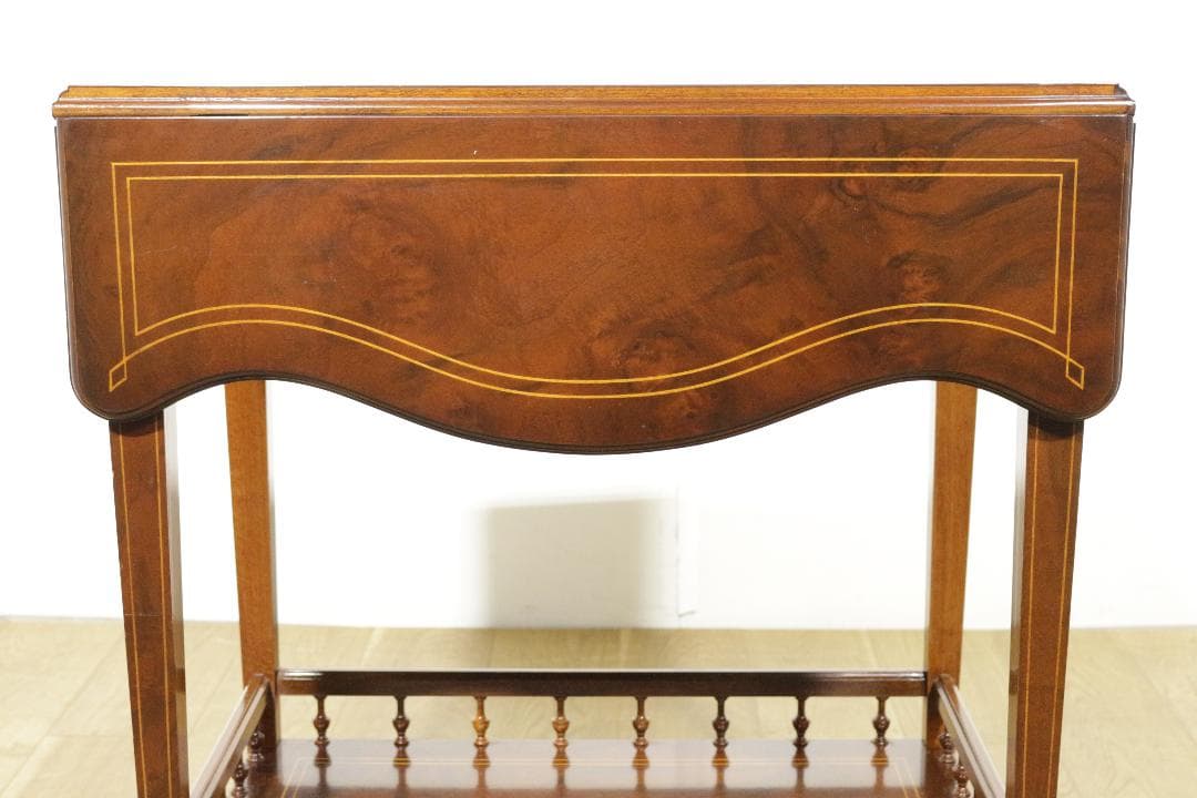 イタリア★クラシック★バタフライテーブル★キャスター付き★