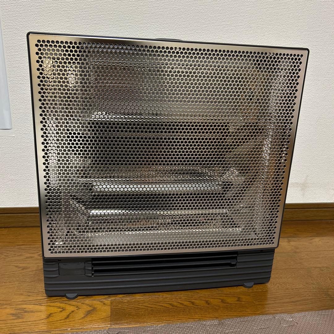 最新　ダイキン　遠赤外線暖房機　ハイブリッドセラムヒート　WRH135AS-H