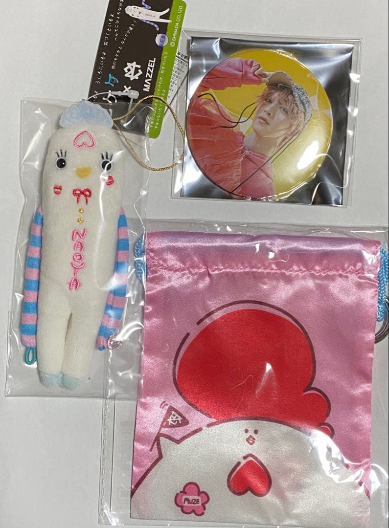 MAZZEL モケケ NAOYA 缶バッジ 巾着 セット売り