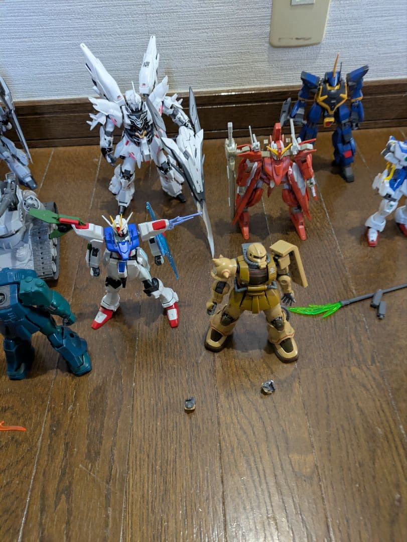 プラモデル ガンダム　ガンプラ　HG 他　ジャンク　武器　完成品　まとめ売り