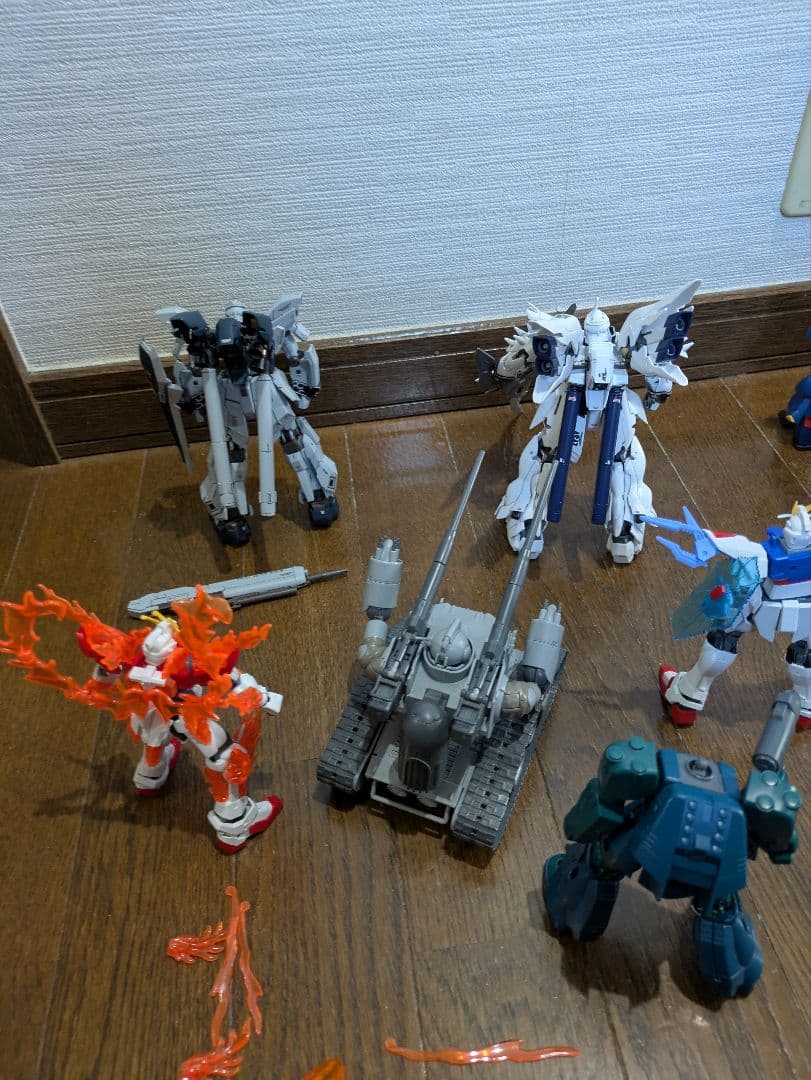プラモデル ガンダム　ガンプラ　HG 他　ジャンク　武器　完成品　まとめ売り
