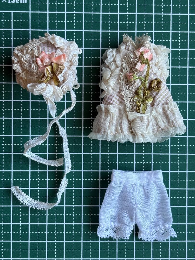 ✨期間限定✨オデット用衣装＆ミニチュア小物セット　ビスクドール　ミニョネット