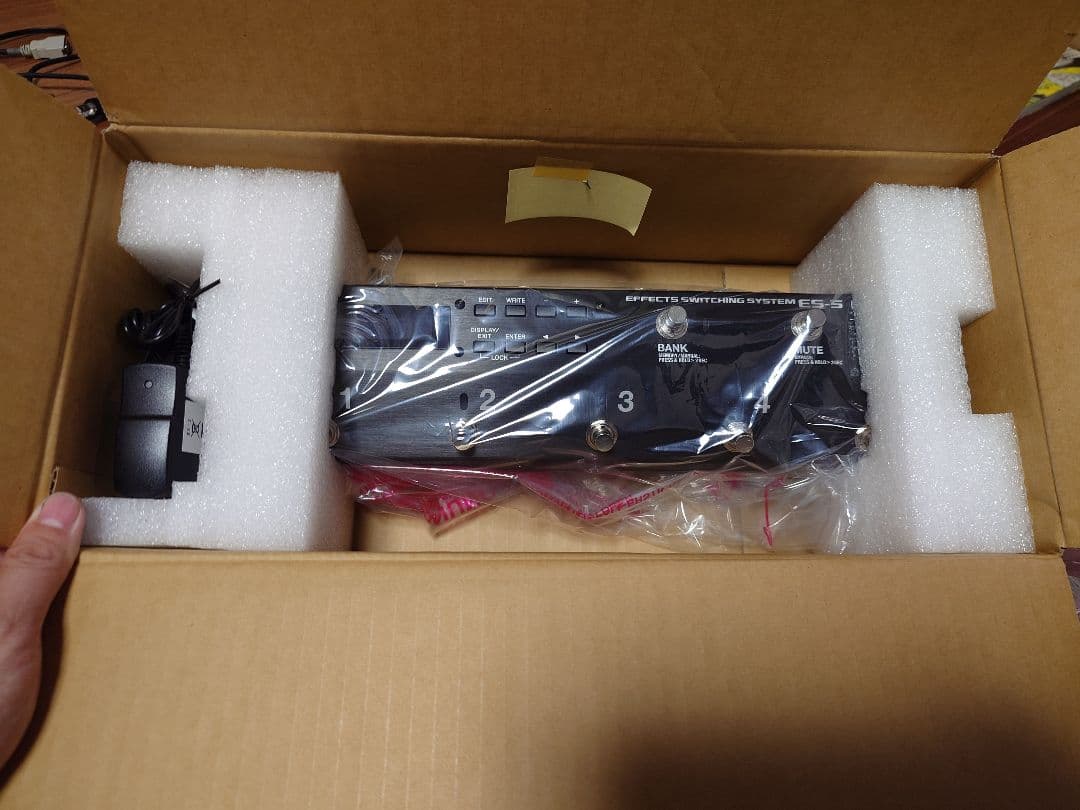 BOSS ES-5 エフェクトスイッチングシステム