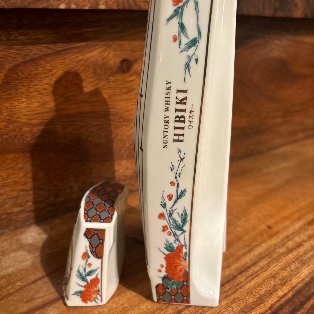 【SALE中未開栓】サントリーウイスキー　響　有田焼　琴型ボトル　楽器シリーズ