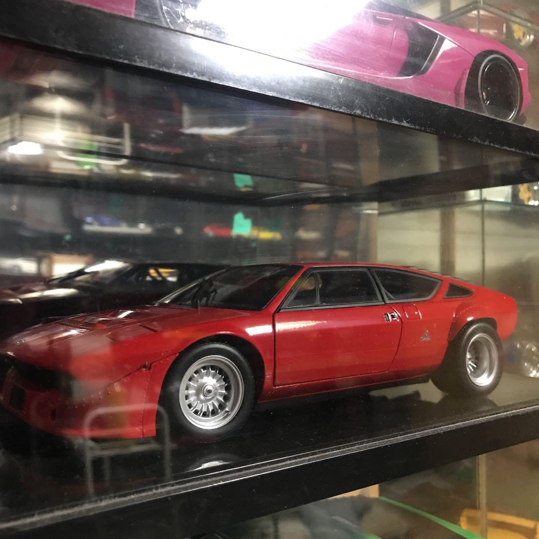 1/18 ランボルギーニウラッコ