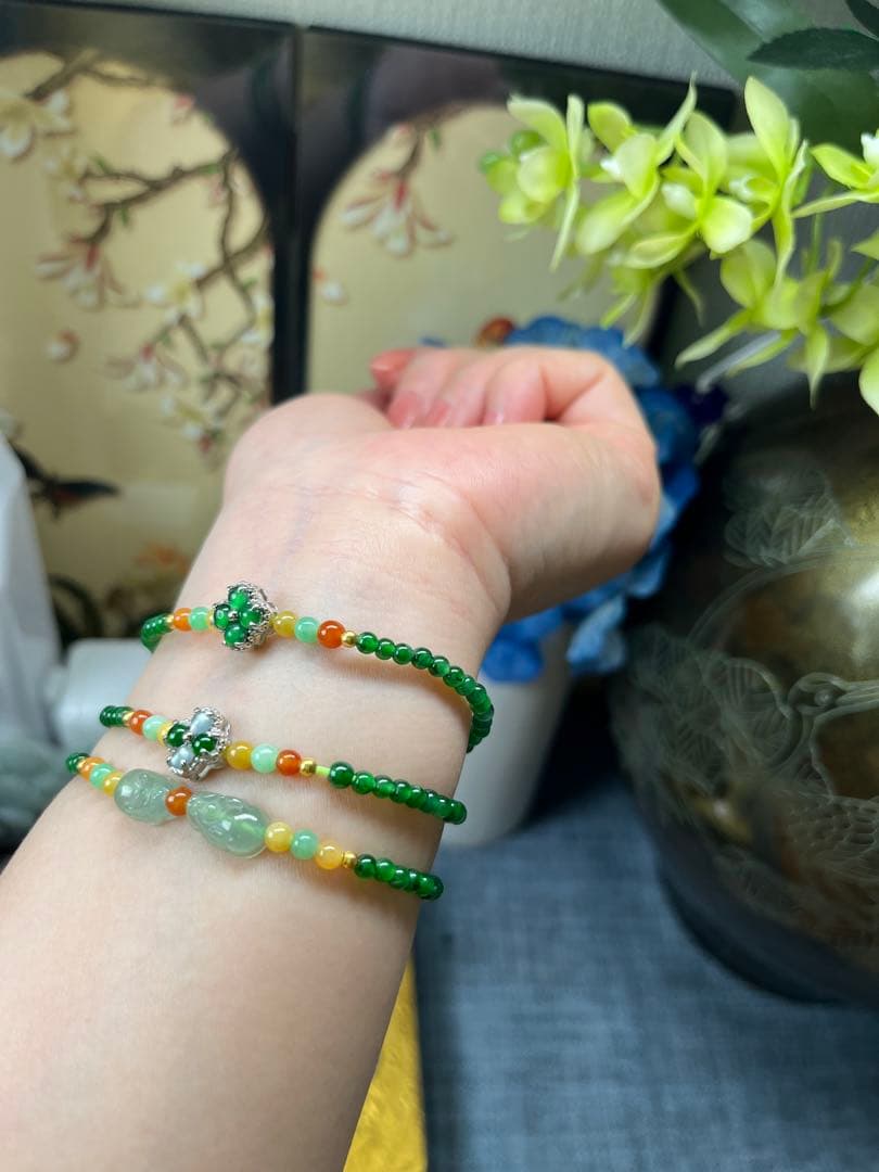 新入荷❣️貴重‼️18kビーズ入り、ロウカン質氷種満陽緑ビーズ&【幸運】四葉草ブレス