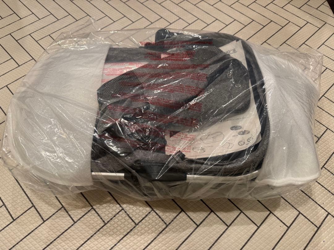 <値下げ>CARINOⅢピッコロカーネ　カリーノ3 未使用ペットカート　グレー