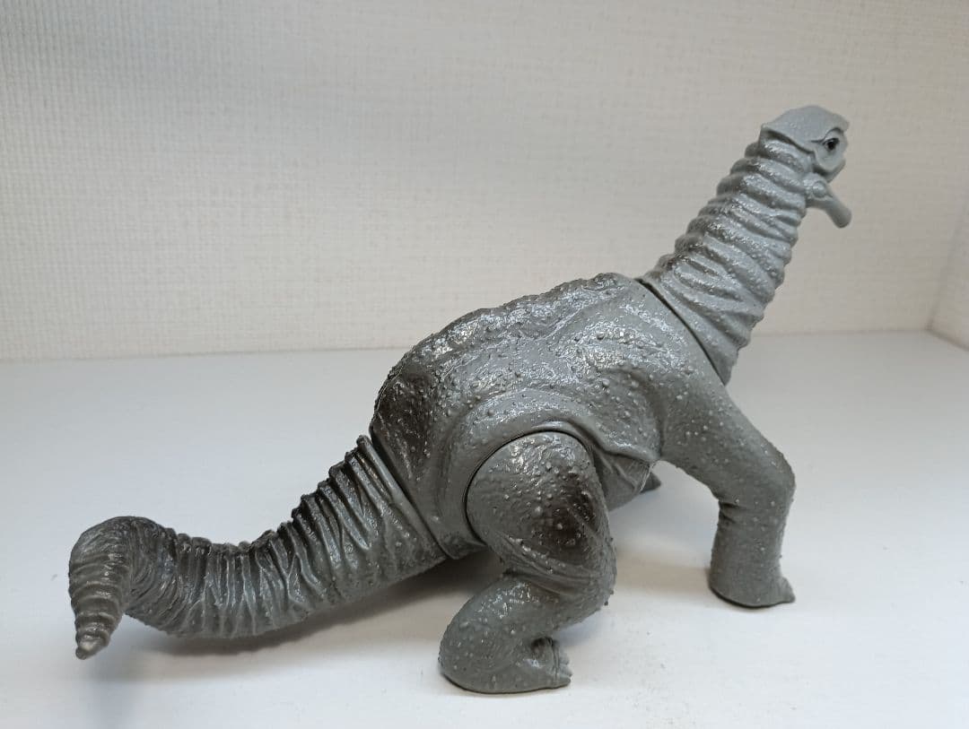 ギガザウルス★TSUBURAYA　PROD.★怪獣フィギュア　 ウルトラマン