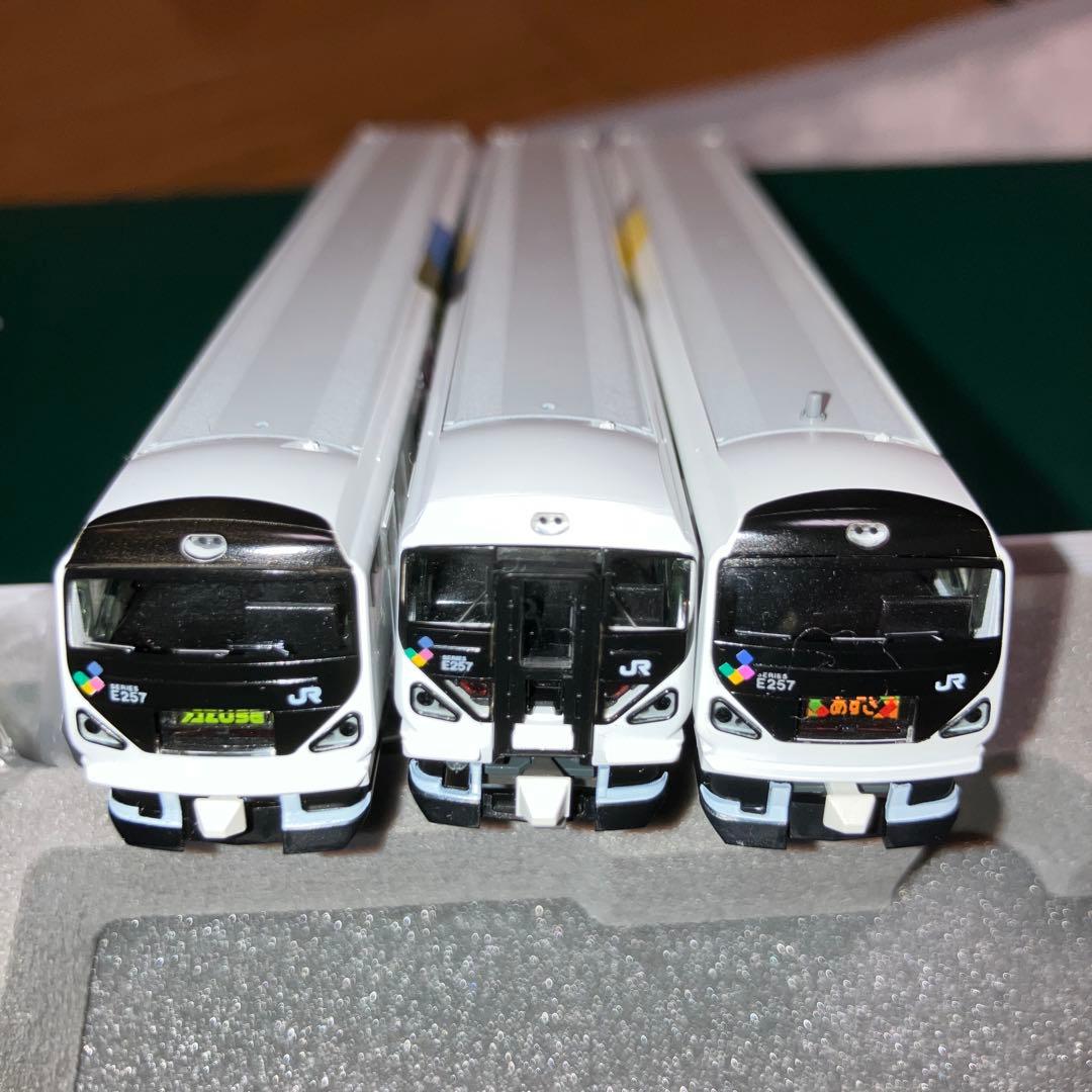 KATO 10-433.434 E257系　基本、増結セット11両編成