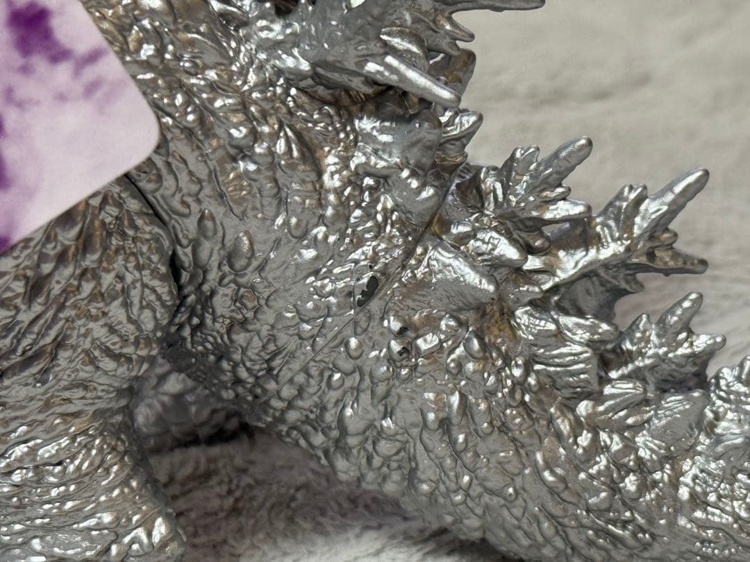 ゴジラ・ストア限定　ムービーモンスターシリーズ ゴジラ（2023）シルバーver