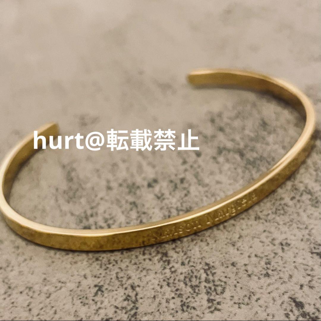 【新品外箱あり】メゾンマルジェラ スリム ロゴ ブレスレット バングル ゴールド